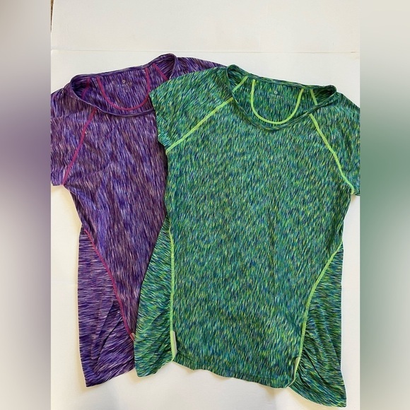 Athleta Space Dye Ruched Front Athletic Tshirts Set of 2 Purple Green Size S - Picture 1 of 15